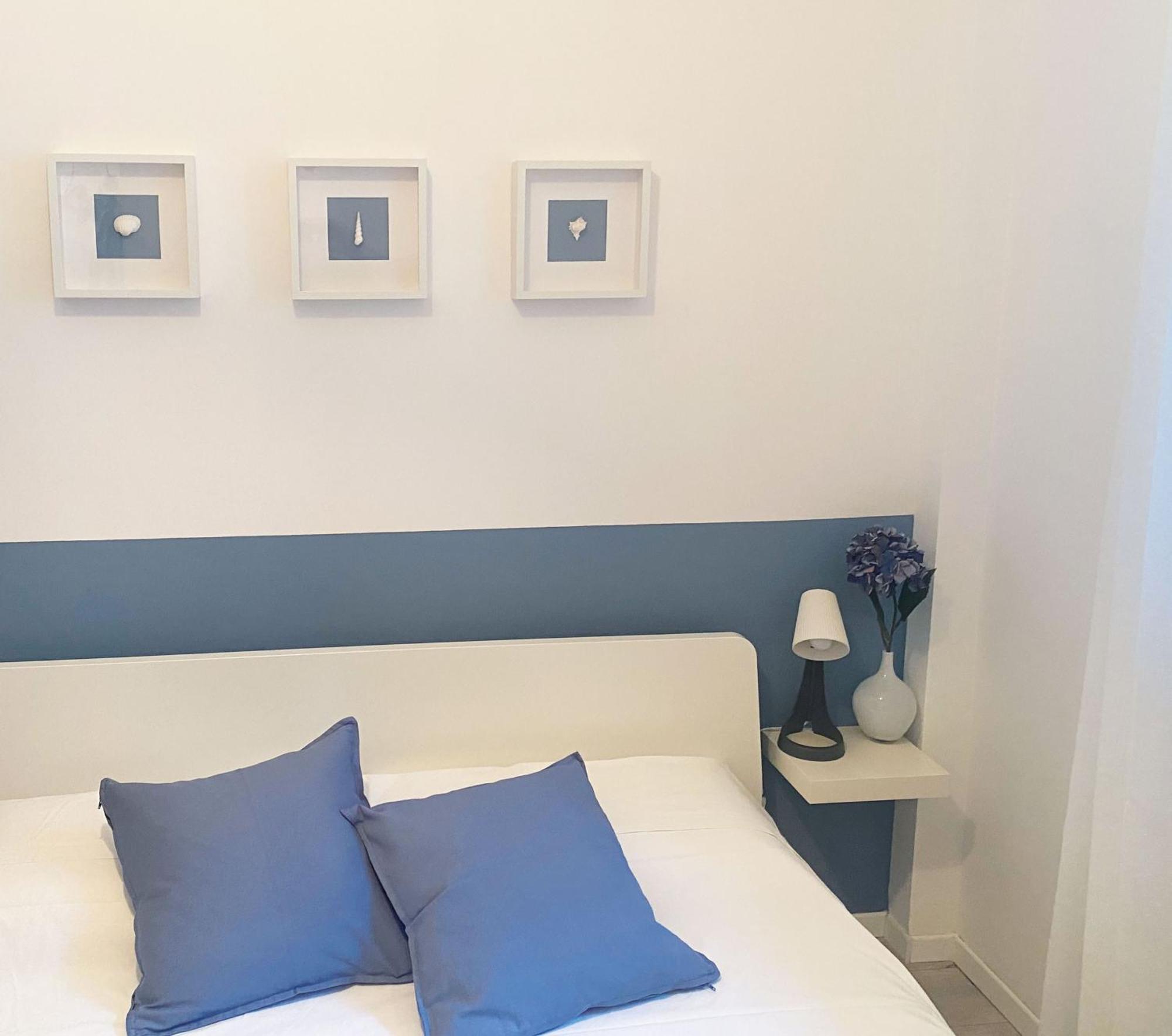 Beautiful Renovated Apartment ,Next To The Beach ! Air-C, Free Parking! Ницца Экстерьер фото